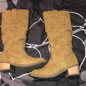 Girls tall tan boots